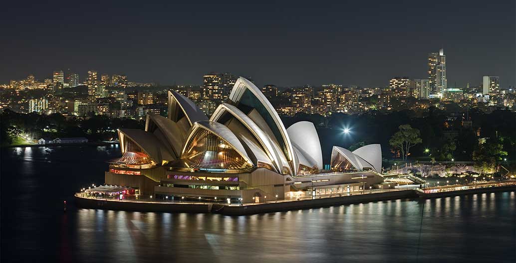 The night view of the Sydney Opera House that 94 percent of Australians want to see. Image: Diliff