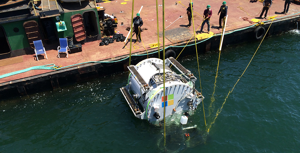 Microsoft’s 10ft by 7ft data farm takes the plunge into the Pacific Ocean.