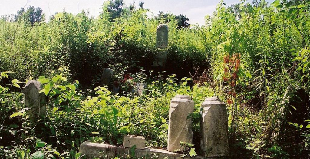 Greenwood Cemetry St Louis, prompting 'deep questions about remembrance and erasure'.