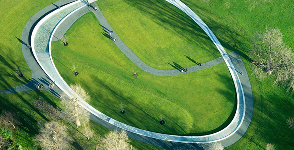 Diana Princess of Wales Memorial Fountain Image C G P Grey