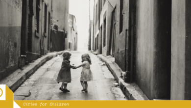 Children in Victorian-era slums. Image: Ted Hood.