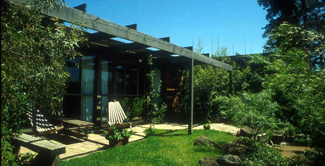 Vermont Park, built in the 1970s, was arguably Melbourne's first deliberative development. Image: Tract