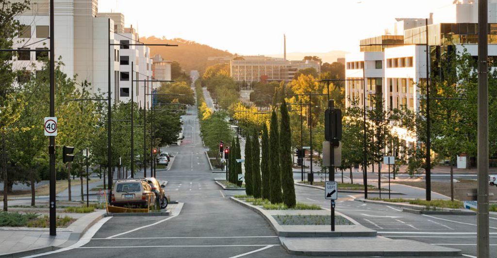 Constitution Avenue is one of Canberra's prime avenues.
