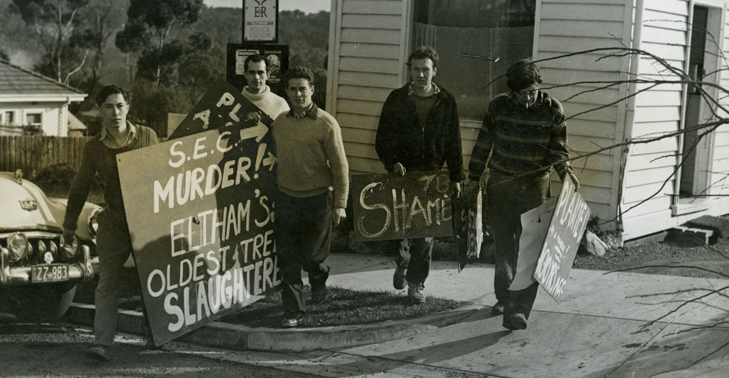 Franklin St Oaks protest 1952 (Ford second from right). Image: supplied