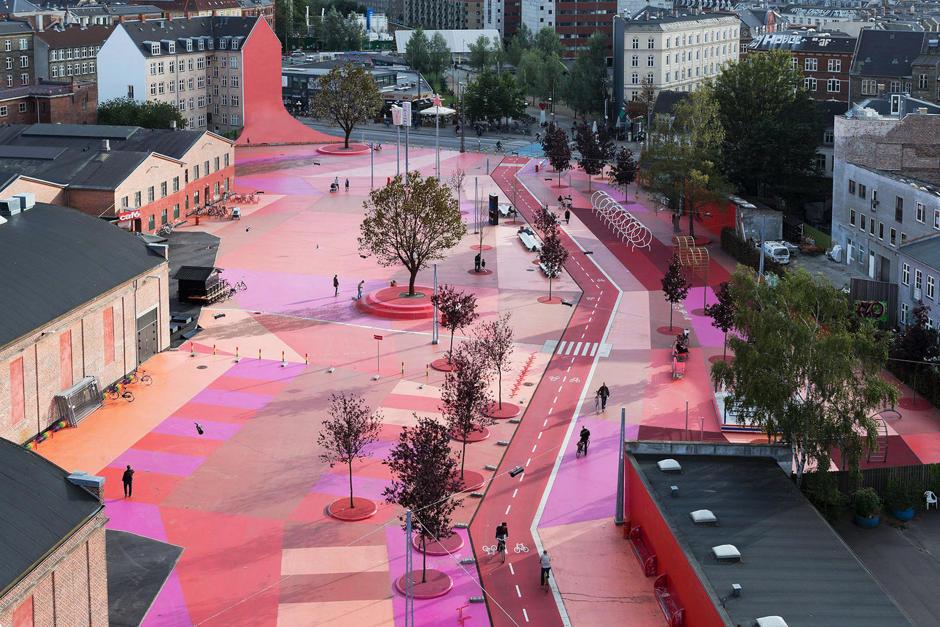 Superkilen, Copenhagen. Topotek 1 + BIG Architects + Superflex Image: Forgemind Archimedia