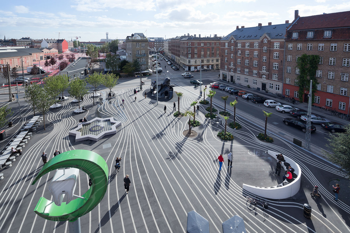 Superkilen, Copenhagen. Topotek 1 + BIG Architects + Superflex Image: Forgemind Archimedia