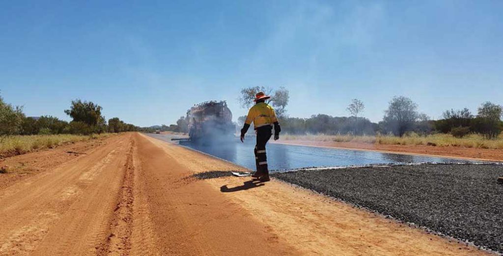 More than 810,000 km of Australia’s paved roads use aggregates, yet the material is running out Image: Commonwealth of Australia