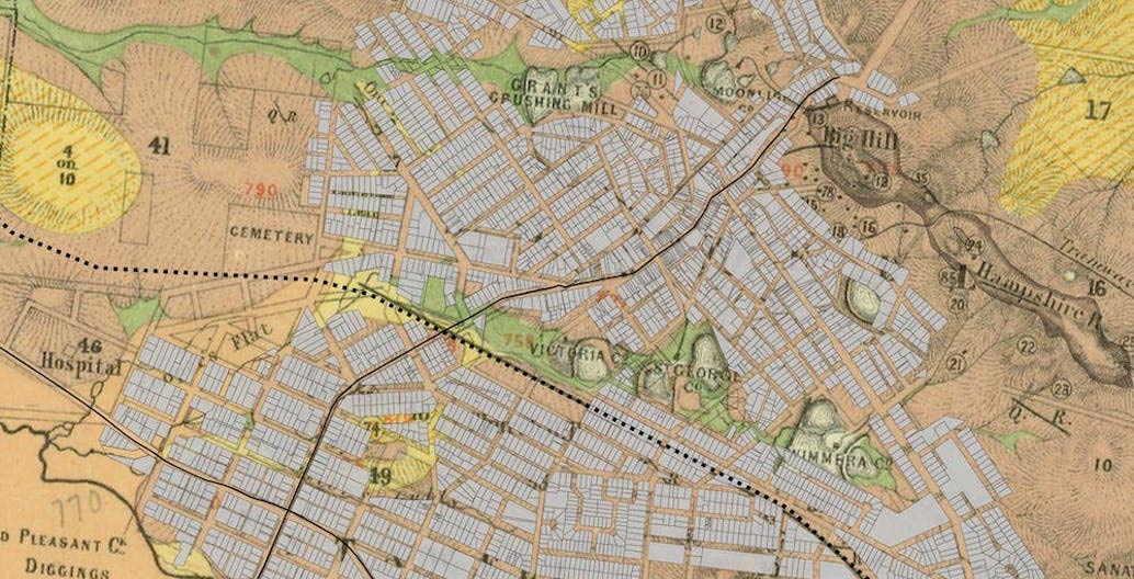 Residential allotments in Stawell overlaid with the geographical survey of 1887. Gaps indicate areas of mining processes.