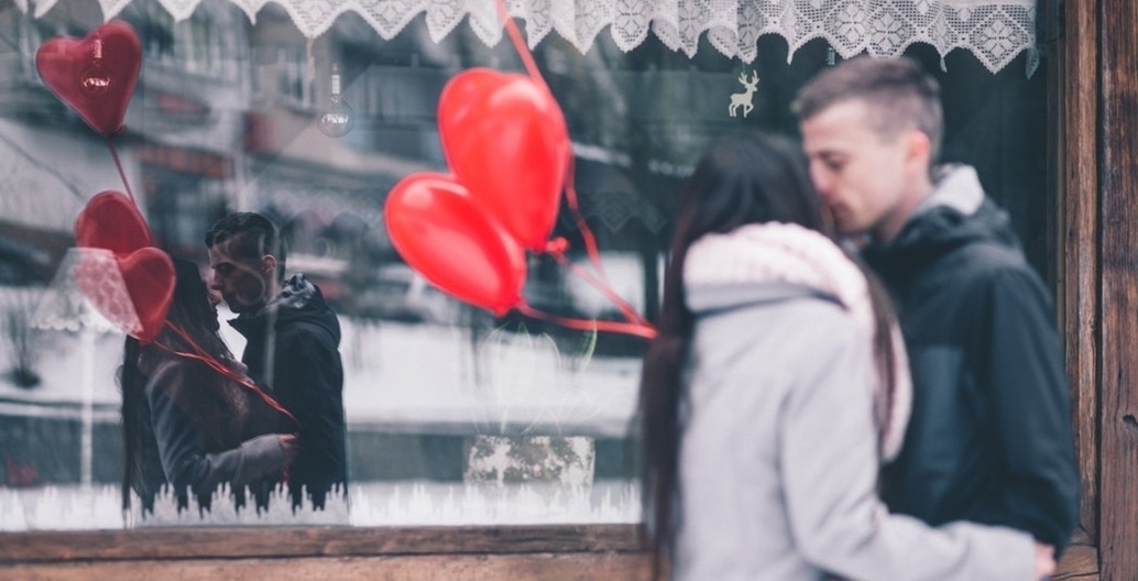 Helium foil balloons are a serious environmental polluter.