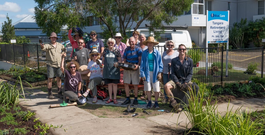 West End verges: Kurilpa Futures community group and Tangara Retirement Village residents planting street verges.