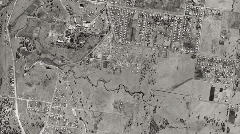 Aerial shot of Small Creek, circa 1946. Image: Ipswich Council