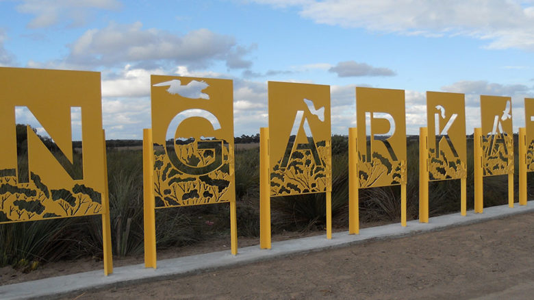 Aboriginal Country Signs installed along major regional roads throughout South Australia serve as a reminder to travellers that they are on Ngarrindjeri land. Artist and image: Paul Herzich.