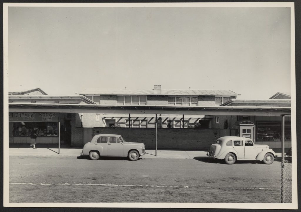 Shopping centre in Geelong, c.1950—perhaps the last period city retailers could expect the fabled car park 'just out the front'.