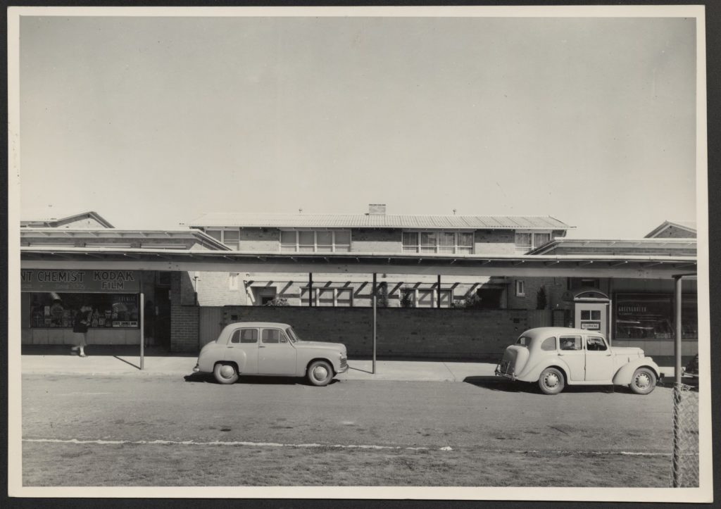 Shopping centre in Geelong, c.1950—perhaps the last period city retailers could expect the fabled car park 'just out the front'. 